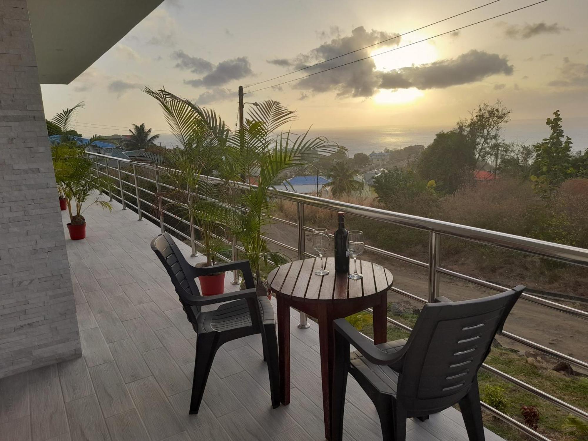 Serenity Seaview Suite Anse La Raye المظهر الخارجي الصورة